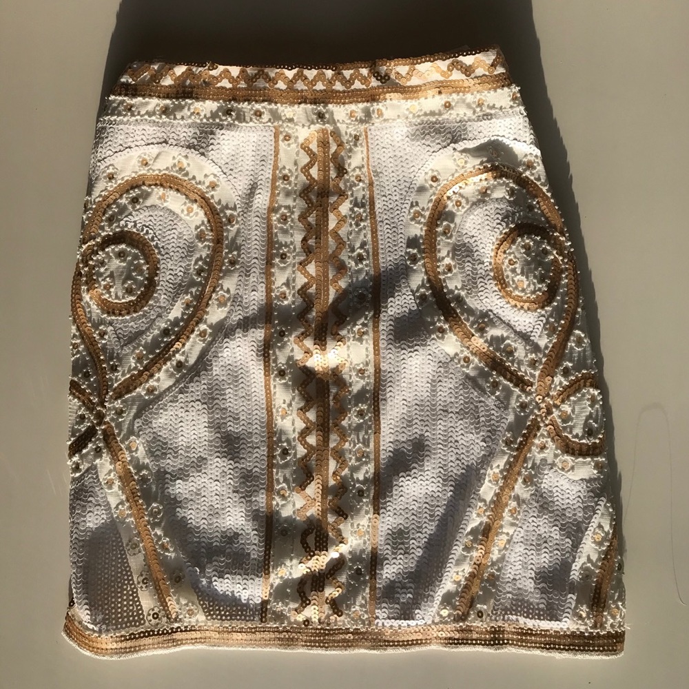 WHITE & GOLD SEQUIN SKIRT